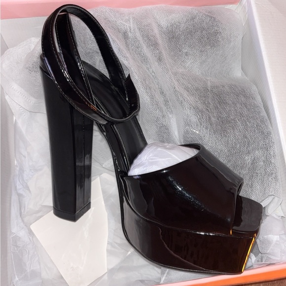 SHEIN Platform Heels - Picture 7 of 7